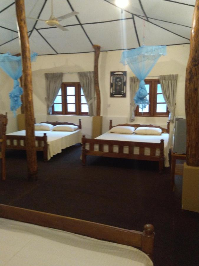Heina Nature Resort - Eco Home And Yala Safari 카타라가마 외부 사진