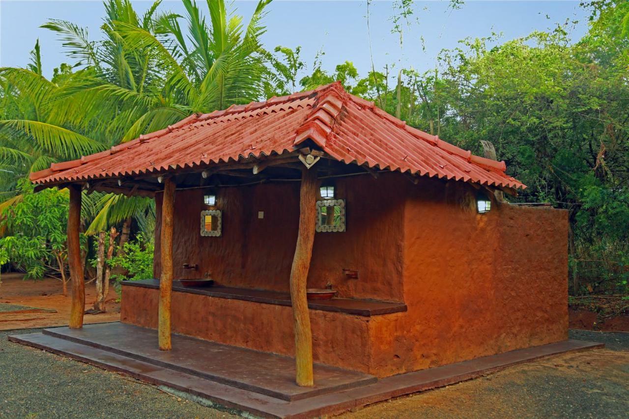 Heina Nature Resort - Eco Home And Yala Safari 카타라가마 외부 사진